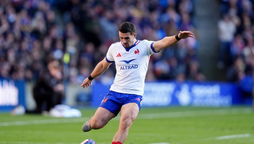 Rugby : les Bleus prennent une leçon à Murrayfield